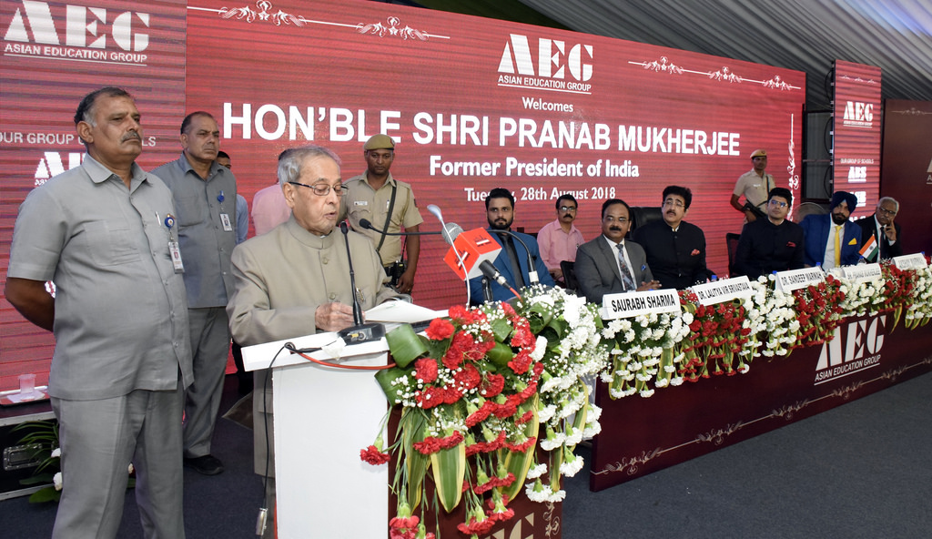 Hon’ble Shri. Pranab Mukherjee, Former President of India lauding and congratulating Asian Education Group